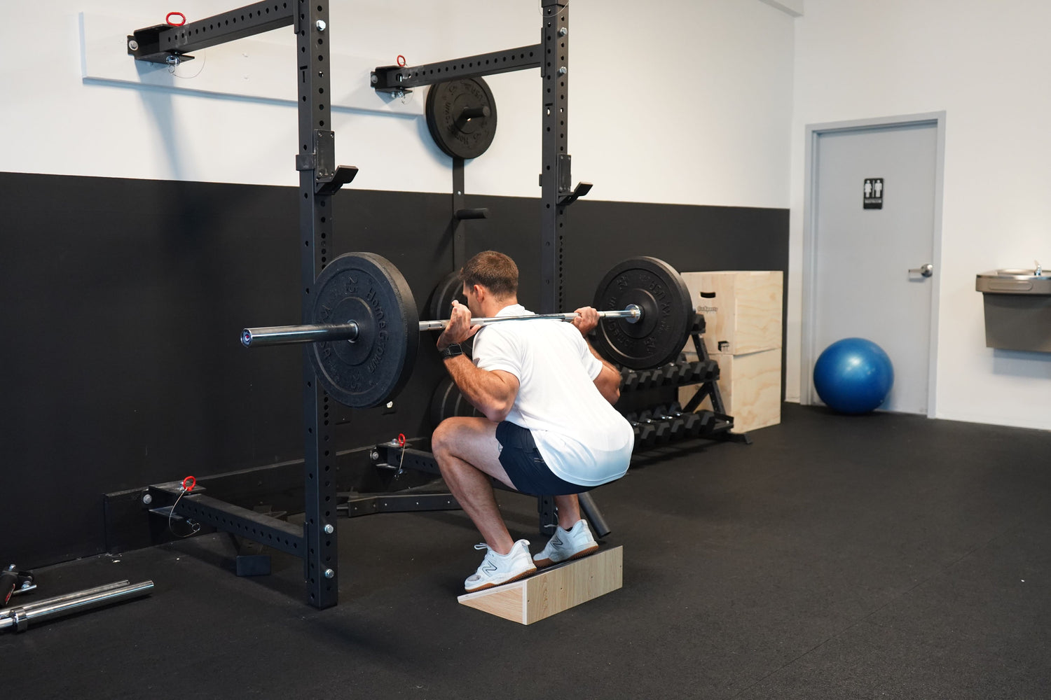 Slant Board Squat vs. Regular Squat: Which is Better for Your Goals?